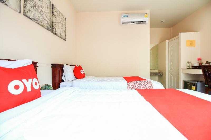Baanloksouylokchay Hotel Hua Hin Bagian luar foto
