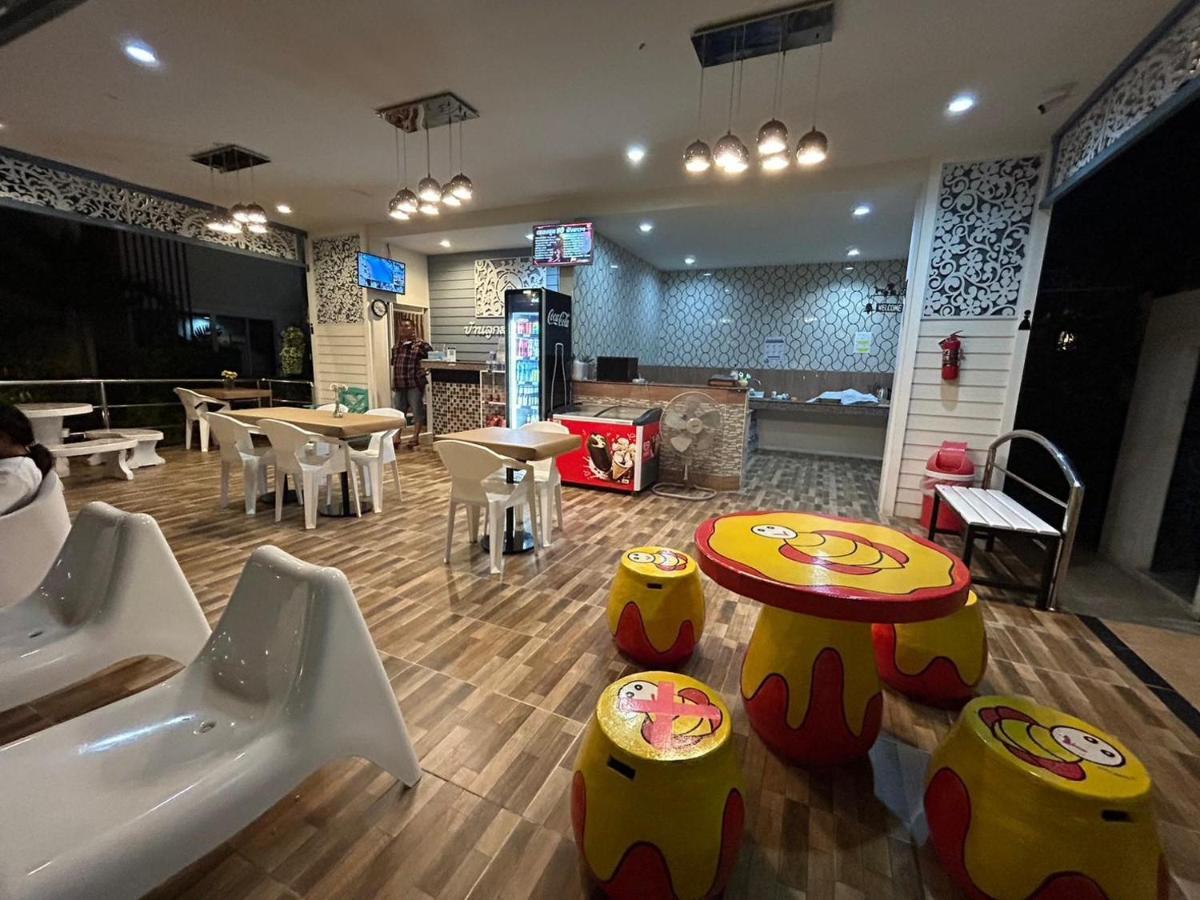 Baanloksouylokchay Hotel Hua Hin Bagian luar foto