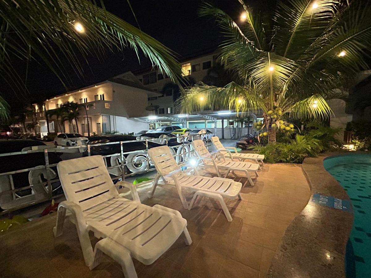 Baanloksouylokchay Hotel Hua Hin Bagian luar foto