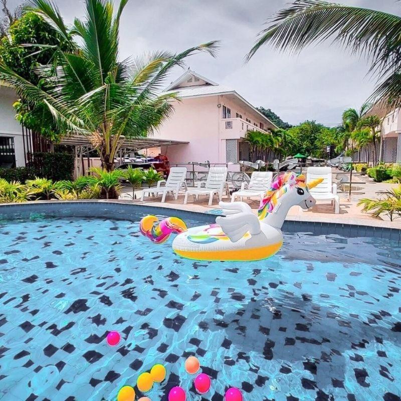 Baanloksouylokchay Hotel Hua Hin Bagian luar foto